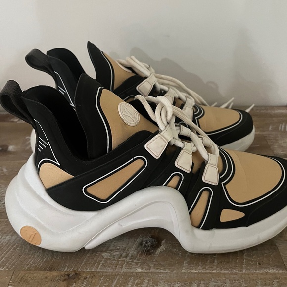 Louis Vuitton Archlight Sneakers - Picture 1 of 3
